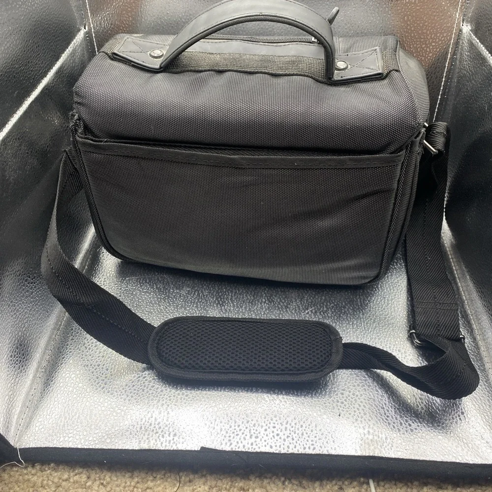 Nikon Black Nylon Padded Adjustable Shoulder Camera Bag with Dividers